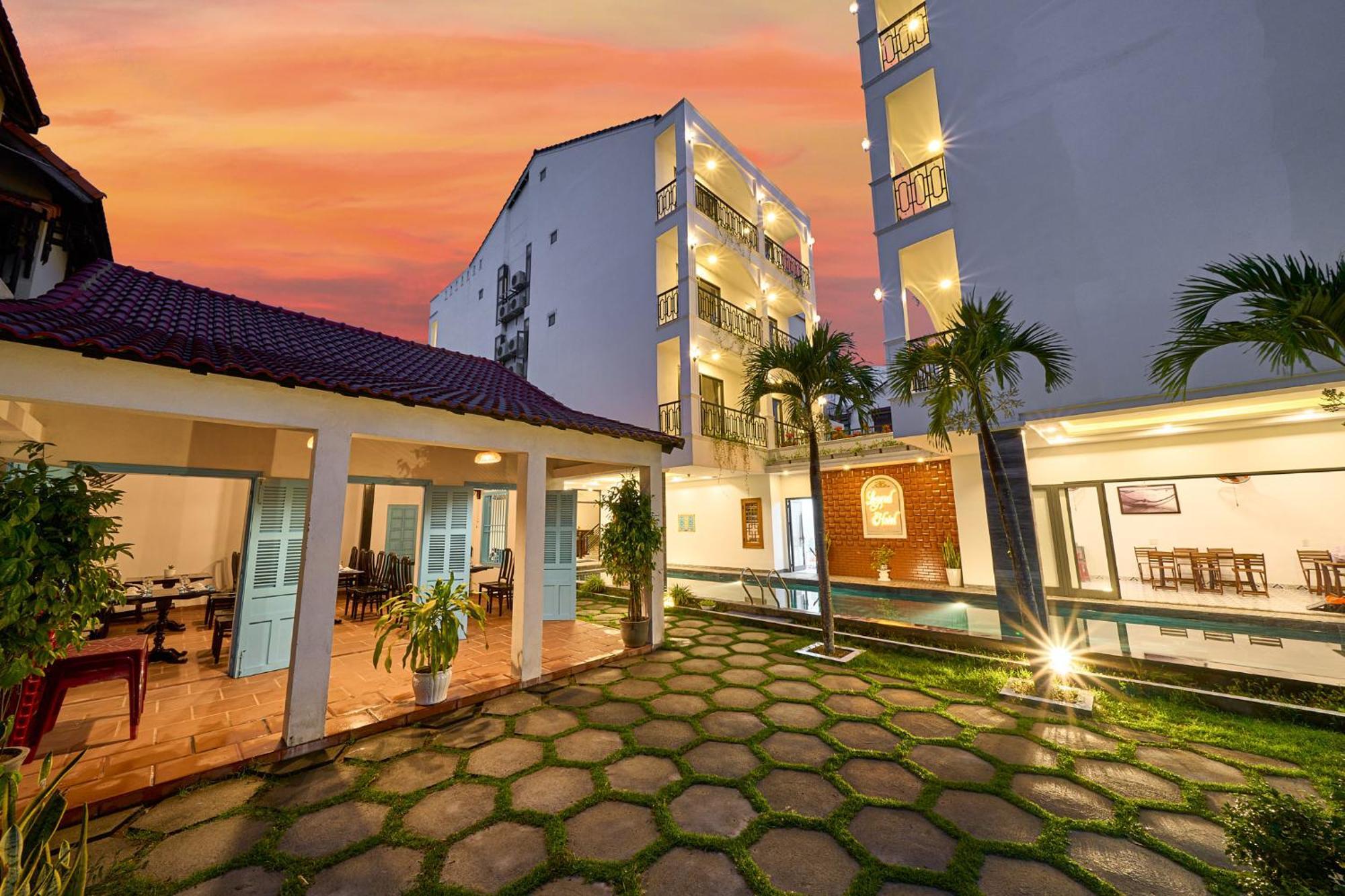 Hoi An Legend Charm Boutique Hotel Esterno foto